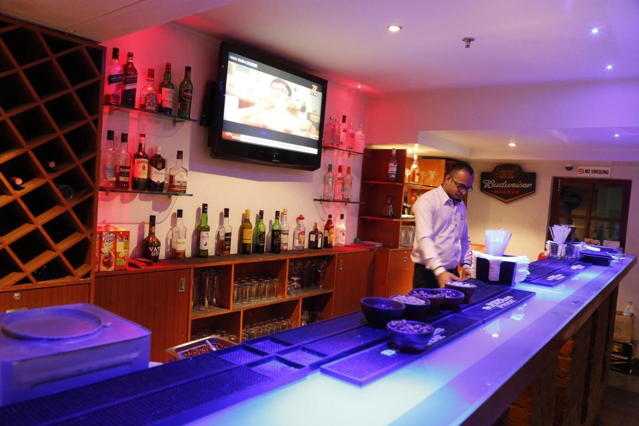 The Aures Hotel Aurangabad  Bagian luar foto
