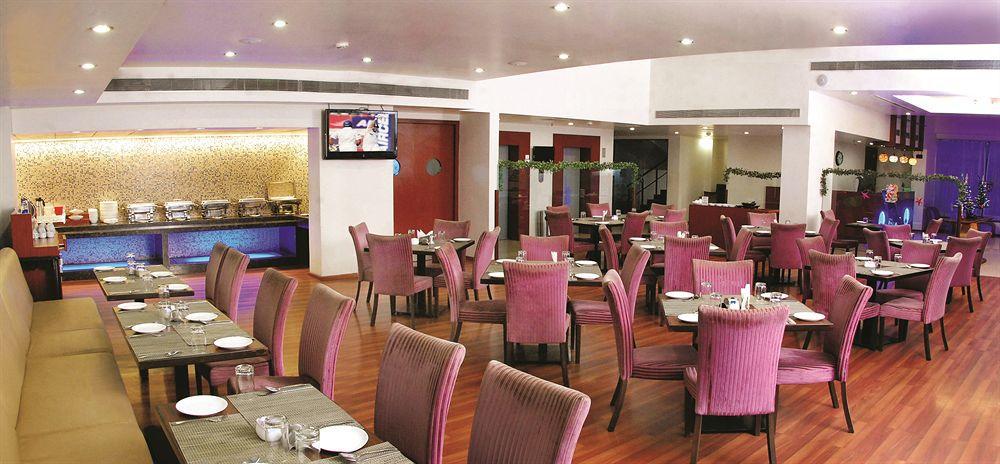 The Aures Hotel Aurangabad  Bagian luar foto