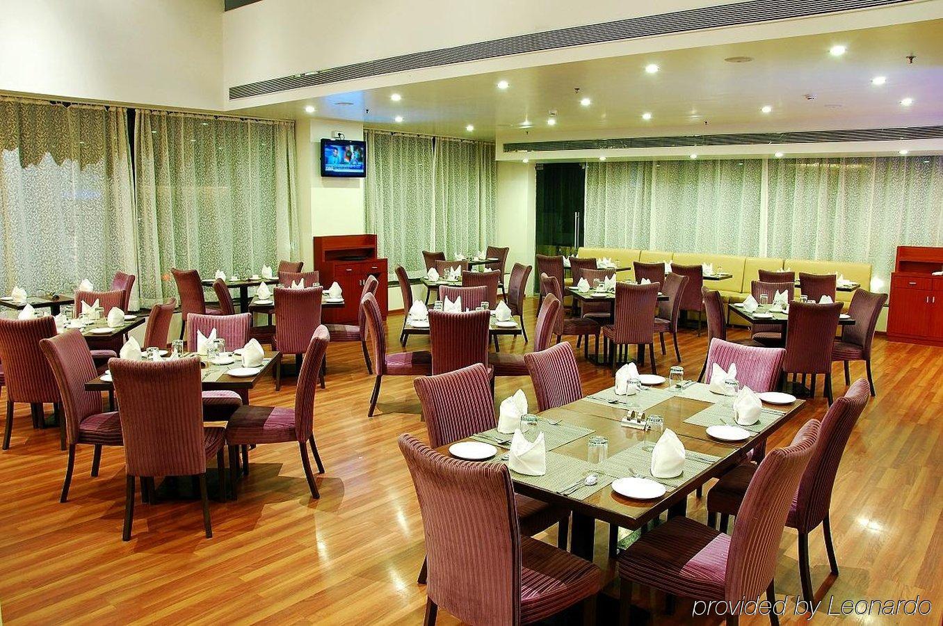The Aures Hotel Aurangabad  Bagian luar foto