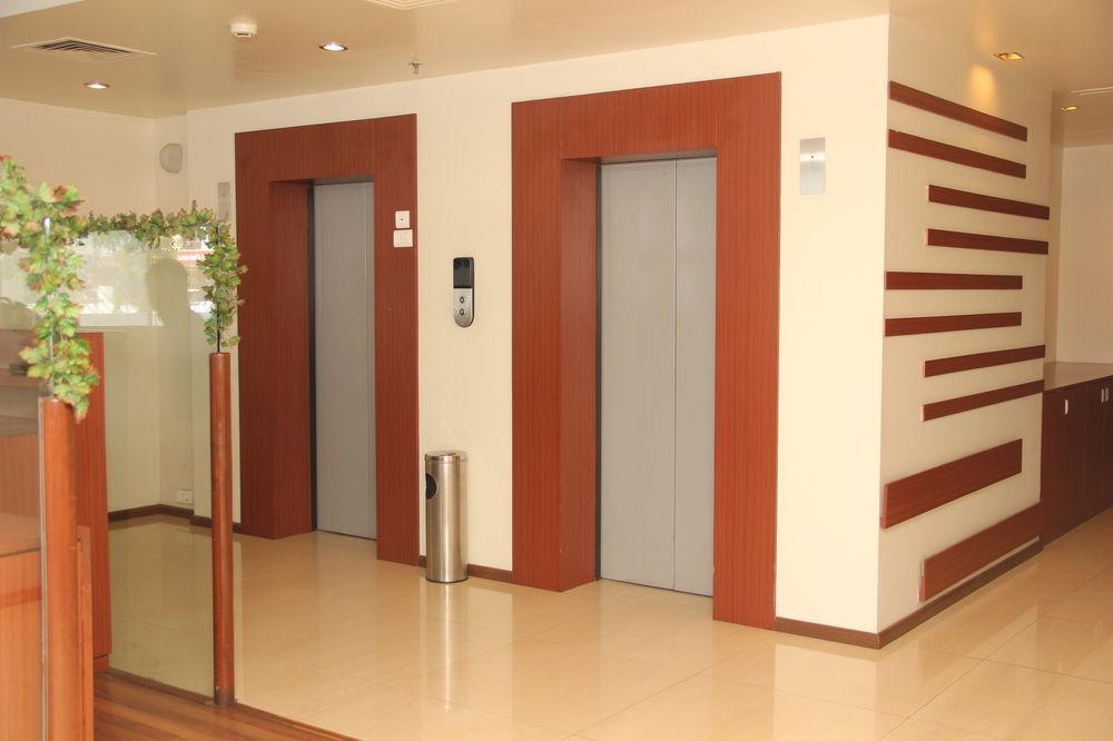 The Aures Hotel Aurangabad  Bagian luar foto
