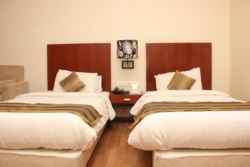 The Aures Hotel Aurangabad  Bagian luar foto