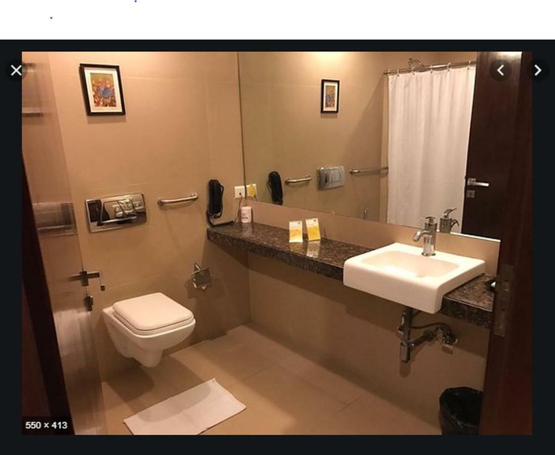 The Aures Hotel Aurangabad  Bagian luar foto