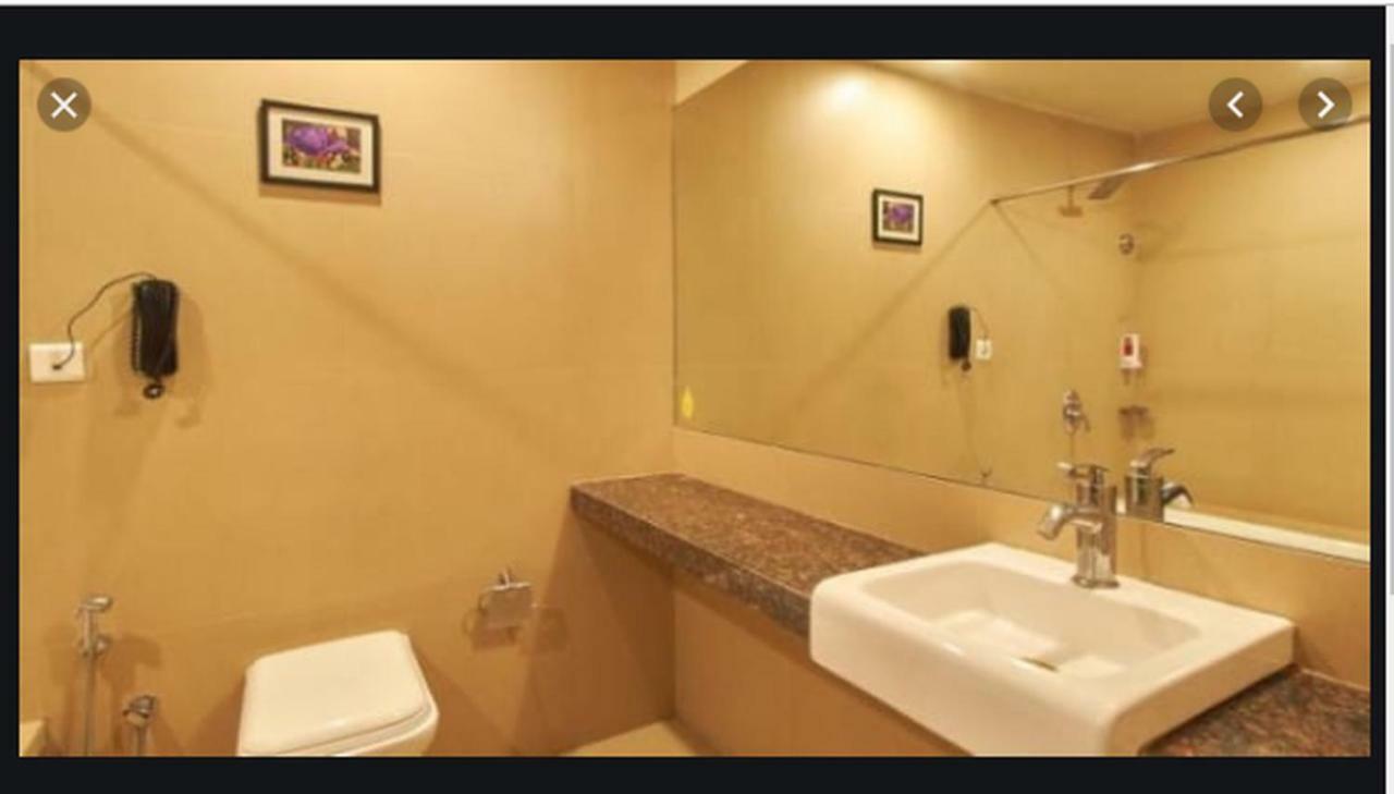 The Aures Hotel Aurangabad  Bagian luar foto